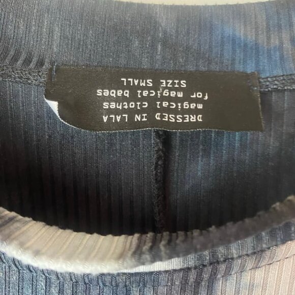 Dressed in Lala Oversized Ribbed Tie Dye Top SIze Small Blue White Shirt - Picture 4 of 4